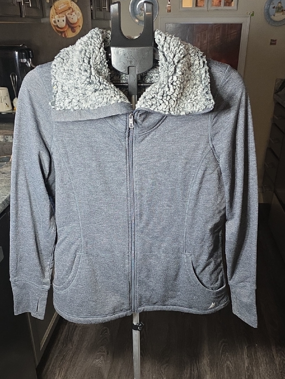 Women’s Gray Sherpa-Lined Zip Jacket